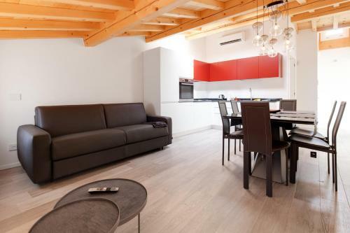 Luxury & Charming Piazzetta San Giorgio Apartments