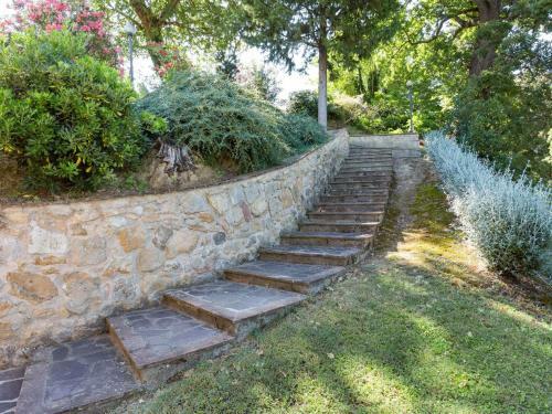 Attractive Holiday Home In Volterra With Swimming Pool