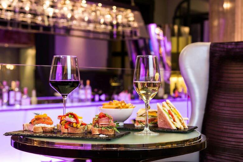 Hotel NH Collection Carlo IV