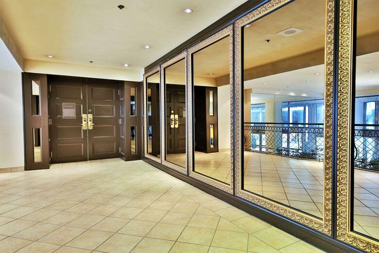 Best Western Montreal Downtown- Hotel Europa
