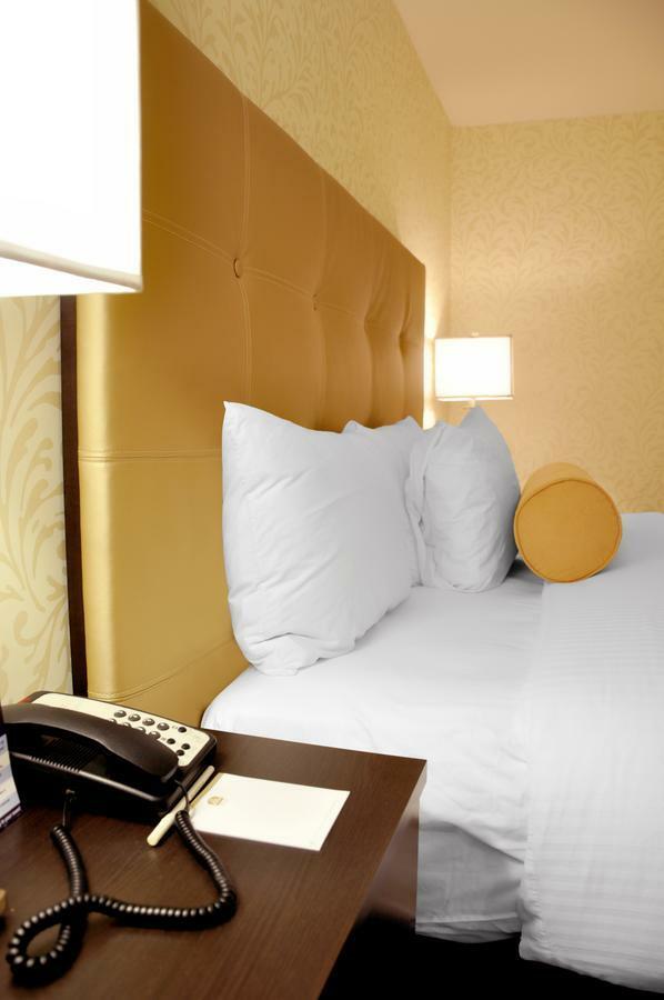 Best Western Montreal Downtown- Hotel Europa