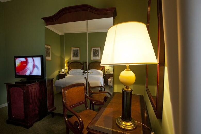 Palace Hotel