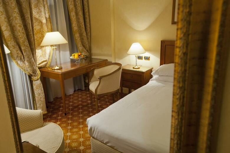 Palace Hotel