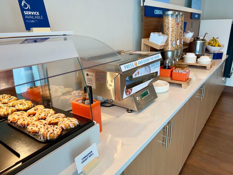 Holiday Inn Express Hotel & Suites Oldsmar