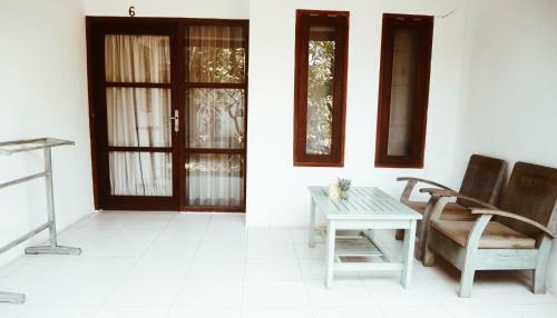 Rumah Kalua Villa