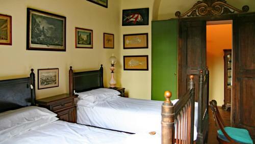 Cremella Villa Sleeps 26 With Pool
