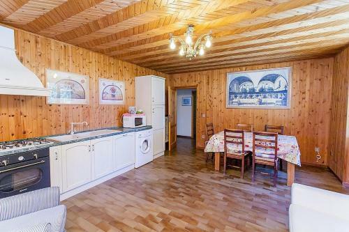 Osteria Di Ramazzano Villa Sleeps 7 Pool Air Con