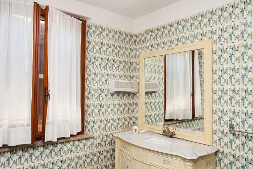 Osteria Di Ramazzano Villa Sleeps 7 Pool Air Con
