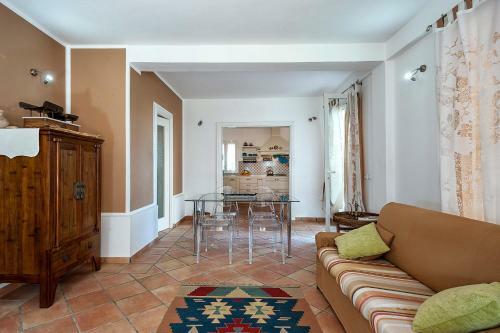 Lido Signorino Apartment Sleeps 5 Pool Air Con