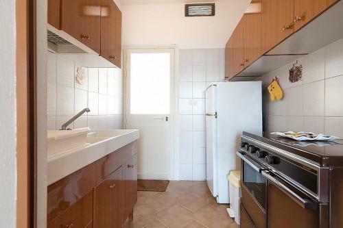 Marina San Gregorio Holiday Home Sleeps 7 With Pool