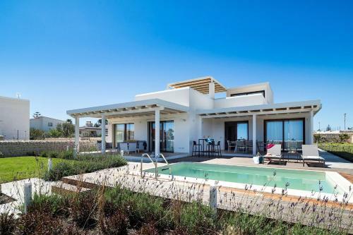 Reitani Villa Sleeps 6 Pool Air Con Wifi T781990