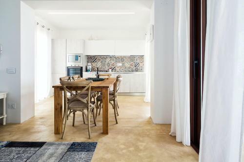 Reitani Villa Sleeps 6 Pool Air Con Wifi T781990