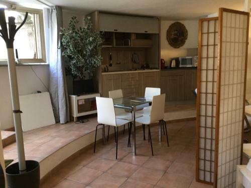 Near Ifo Roma Sweet Home Studio Apartment