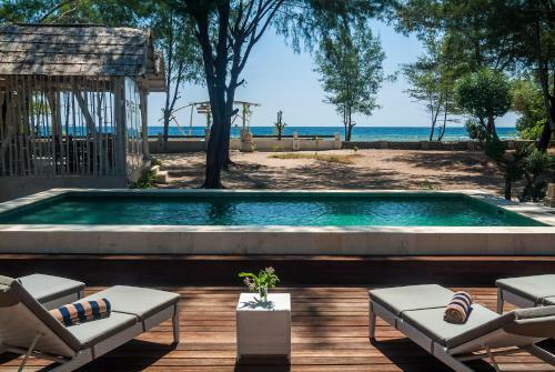Coral Flora Villa Beach Front