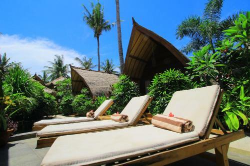 Hostal Pantai Karang