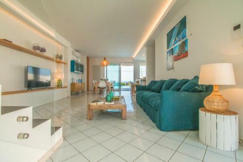 Villa In Capitolo Sleeps 10 With Pool And Air Con