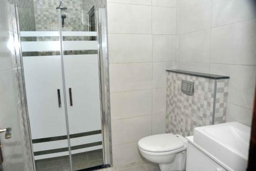 Amazing One Bedroom Apartment In Amman Elwebdah 6