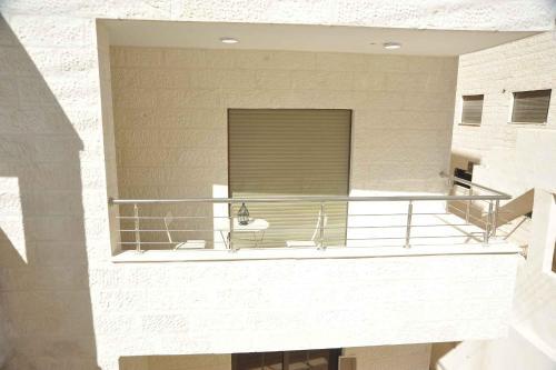 Amazing One Bedroom Apartment In Amman Elwebdah 6