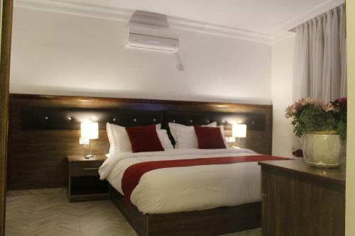Petra Corner Hotel
