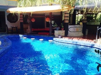 Sri Ratu Villas