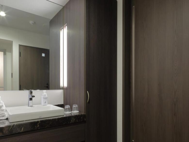 Hotel Sui Kobe Sannomiya By Abest