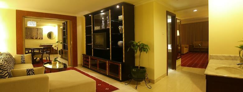 Aston Tropicana Hotel Bandung
