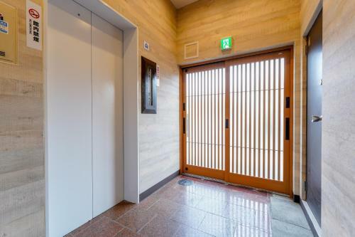 Bed & Breakfast Red House Osaka