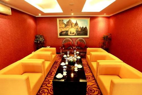 Ros-in Hotel