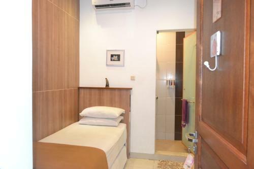 Cabin Hotel Bhayangkara