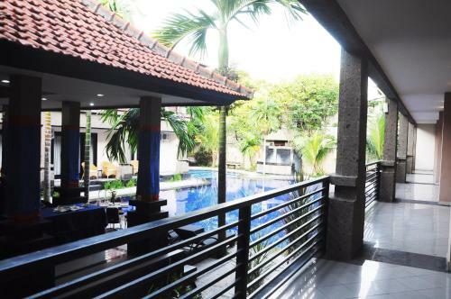 Hotel Taman Tirta Ayu Pool And Mansion