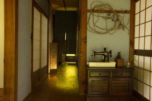 1st Floor 6 Tatami Floor � 2 + Wide Edge