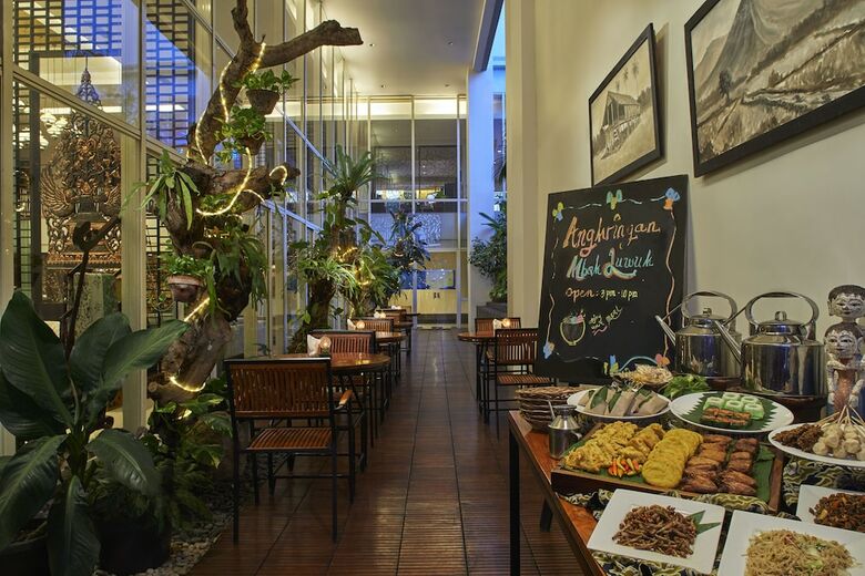 Hotel Jambuluwuk Malioboro Jogja