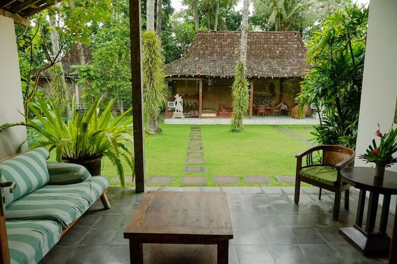 D'omah Yogya Hotel
