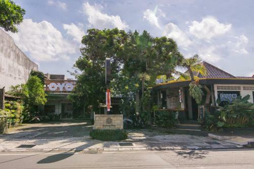 Hostal Roemah Oma Guesthouse