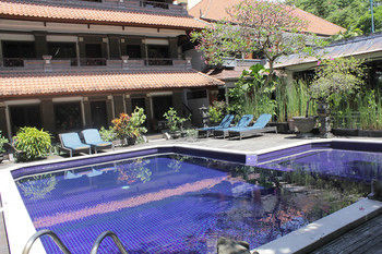 Hotel Puri Tanah Lot
