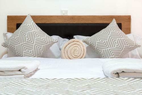 Hotel Casa Misa Luxurious Apartments By Edmor Suites