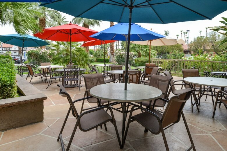 Hotel Holiday Inn Exp. Palm Desert-rancho Mirage/golf(.)