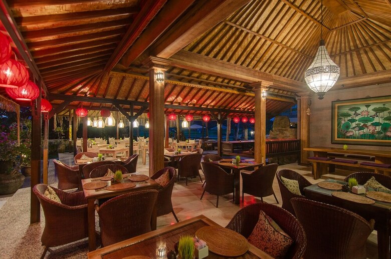 Green Field Hotel And Restaurant