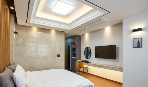 Noble Stay Hotel