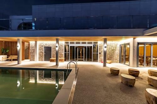 Hound Hotel Haeundae Signature