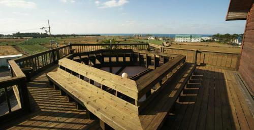 Elroman Pension