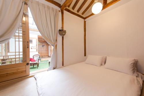 Hostal Supia Guesthouse