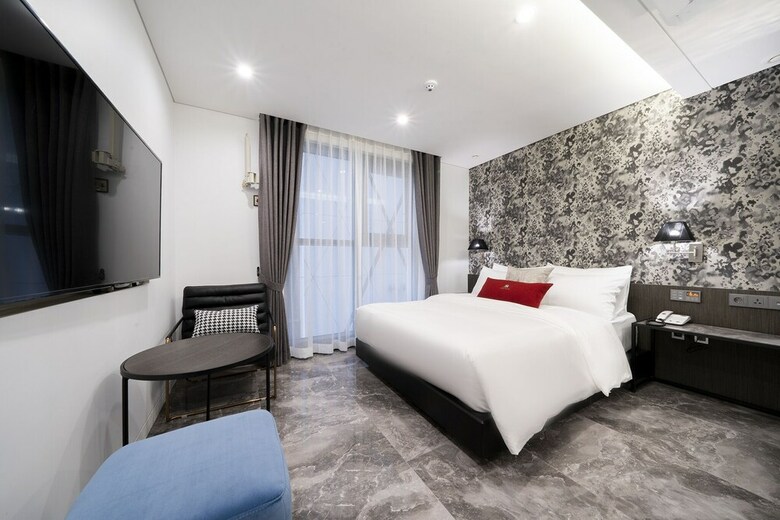 The May Hotel