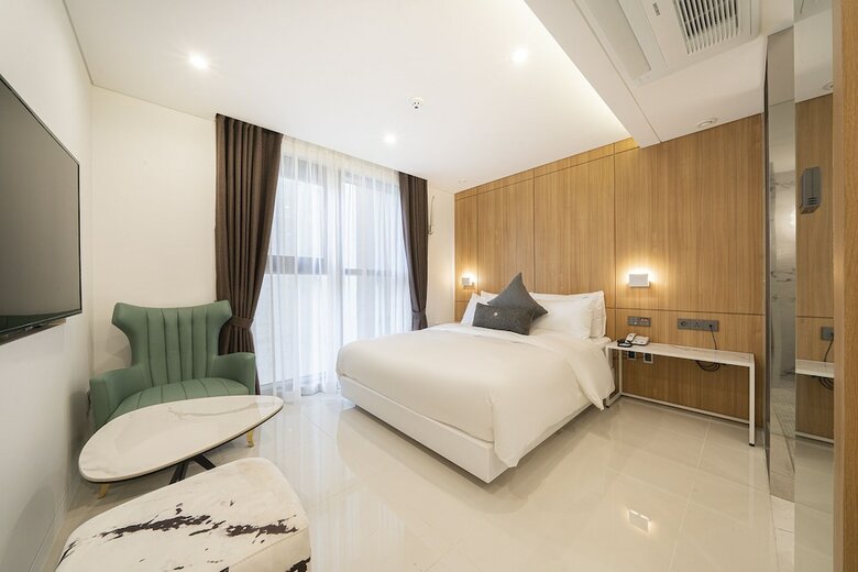The May Hotel