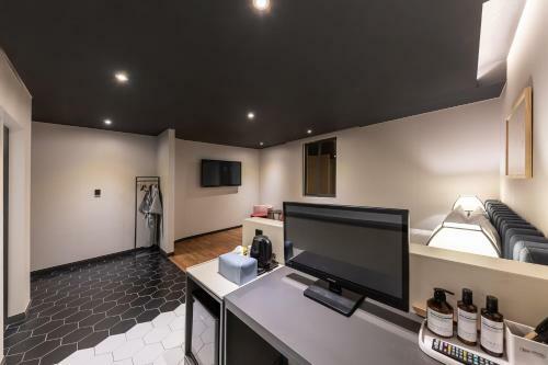 Brown Dot Hotel Seong Seo