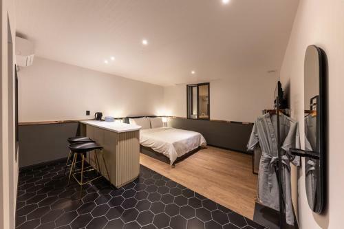 Brown Dot Hotel Seong Seo