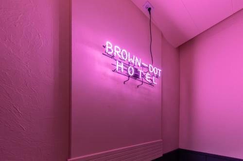 Brown Dot Hotel Seong Seo