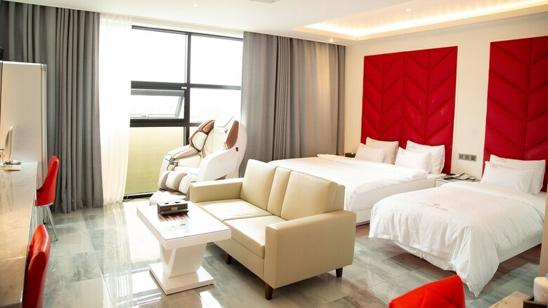 Hotel Elysia