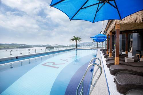 Hotel Ramada Plaza By Wyndham Dolsan Yeosu