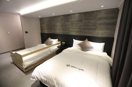 Subway Hotel